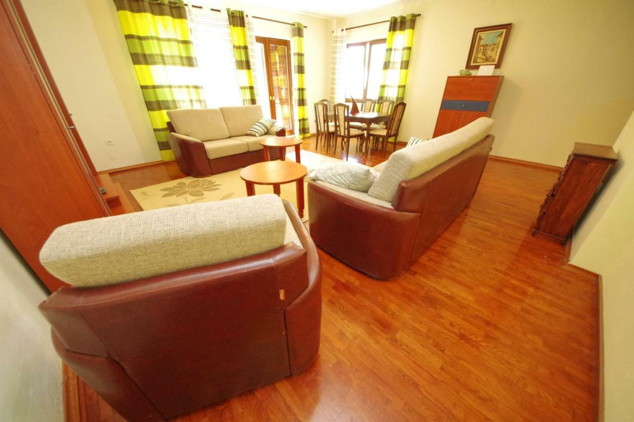 Apartments Eduard Врси Екстериор снимка